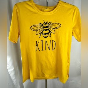 Bee 🐝 KIND T-shirt. Size Large. Short sleeve.